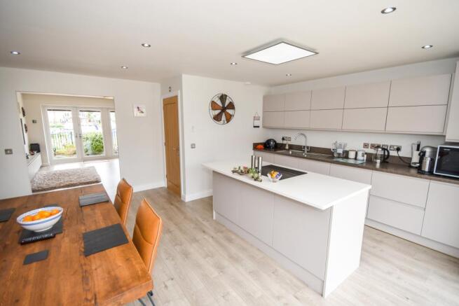 Kitchen diner