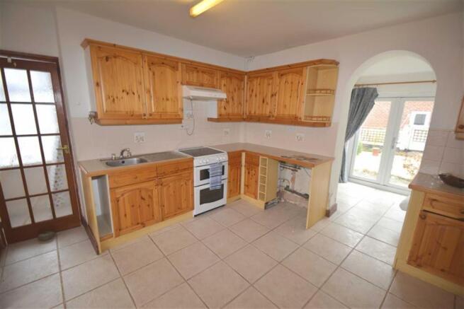 KITCHEN/ BREAKFAST R