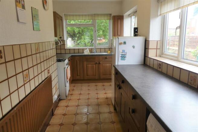 Kitchen: