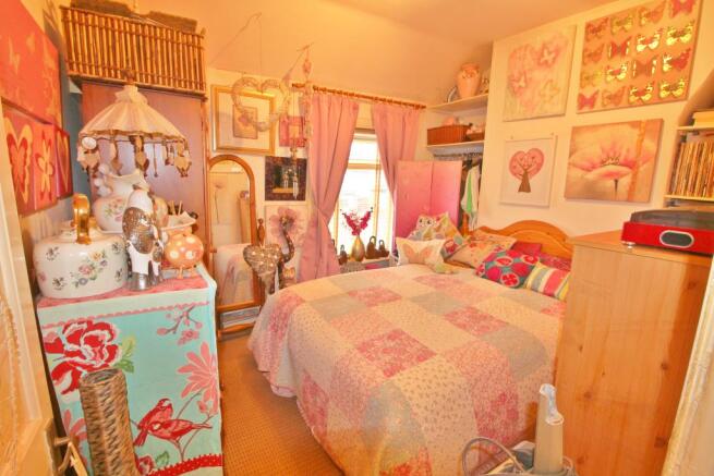 Bed 1