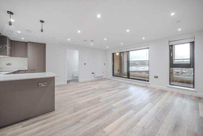 2 bed Flat to rent Image 4