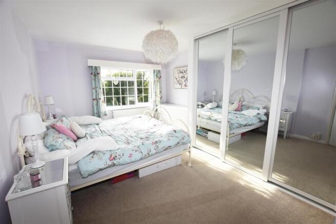 Bedroom 2.JPG