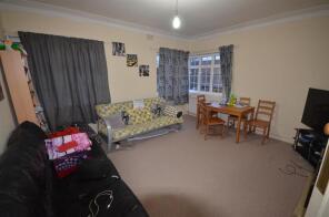 32, Kings Court, Kings Drive, Wembley HA9 9ES