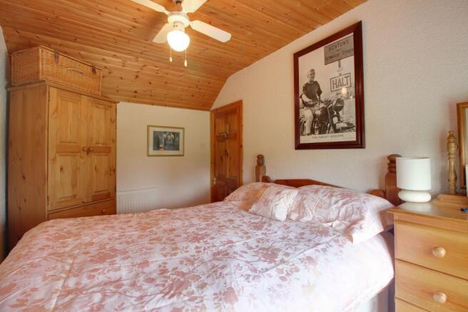 Bedroom 1 (Double)