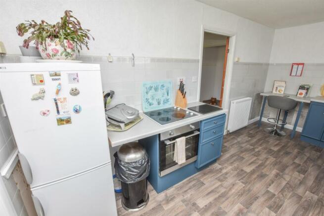 KITCHEN-BREAKFAST ROOM (2)-2.jpg