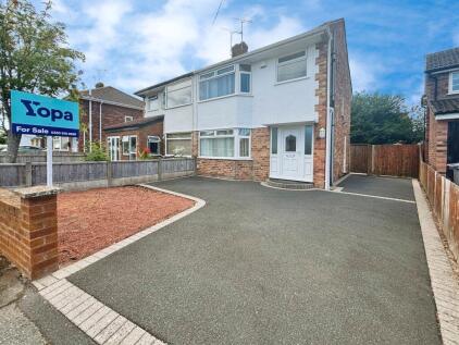 Springfield Avenue, Newton, CH48