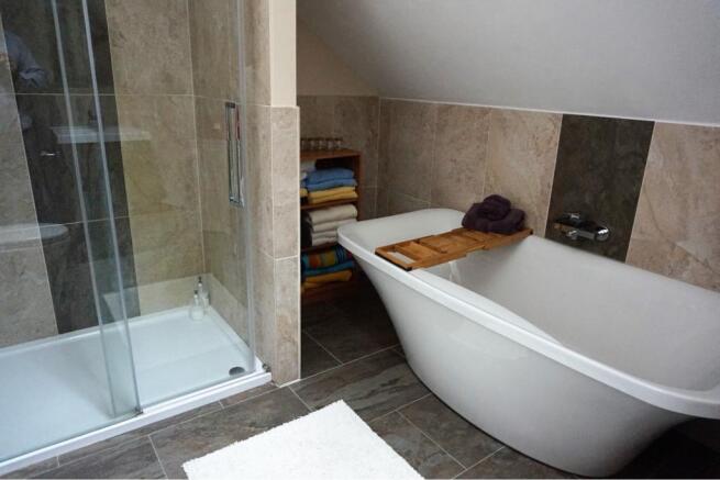 Master En-suite