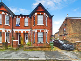 16, Wellington Road, Horsham RH12 1DD