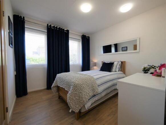 BEDROOM3