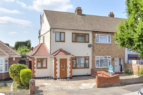 Fairview Avenue, Rainham, Essex