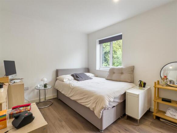 3 bed Terraced for sale Image 7