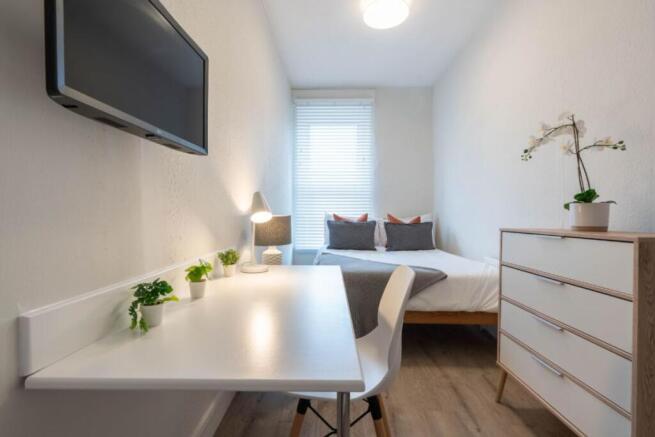 140CR - Bedroom 3