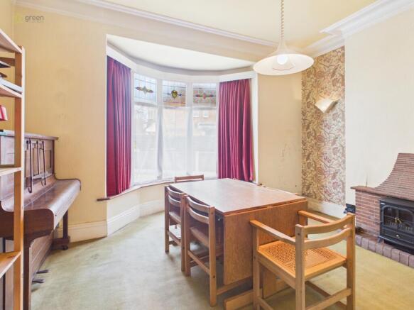 cam05459g0pr0155still041