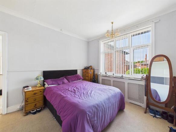 4 bed Block of Apartments for sale Image 10
