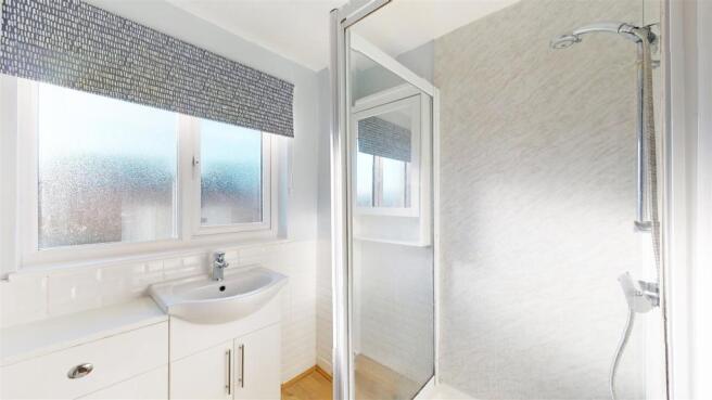 Ladycroft Close 22 Shower Room.jpg
