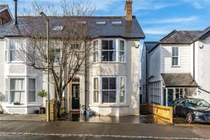 13 Hollyhocks, St Marys Road, Reigate RH2 7JH