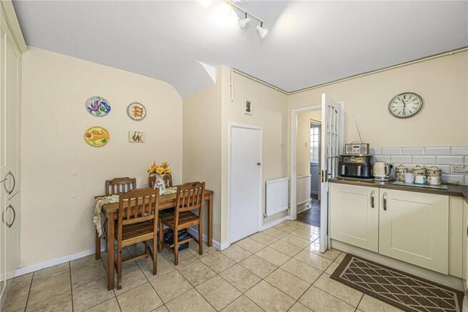 Stanley Avenue, Dagenham, RM8 photo 4