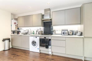 6, 188 Nashleigh Court, Severalls Avenue, Chesham HP5 3EN