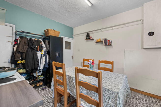 3 bed Terraced for sale Image 6
