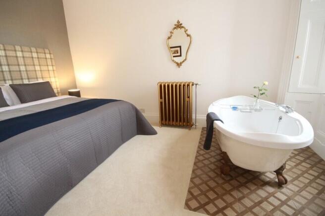 5260-20210519110437-bedroom