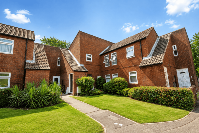 Lupin Close, West Drayton, Middlesex UB7