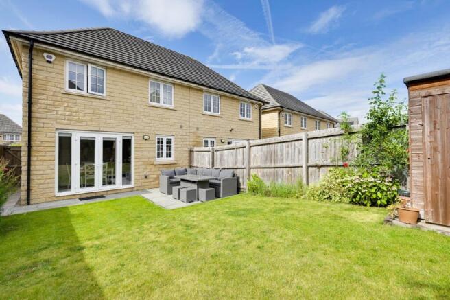 3 bed Semi-Detached for sale Image 4