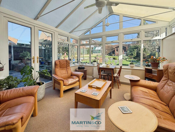 7f436d83--4565-83...