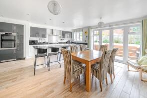 2, Woodale Court, Harrogate HG3 2YU