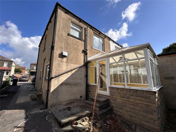 3 bed Semi-Detached for sale Image 10