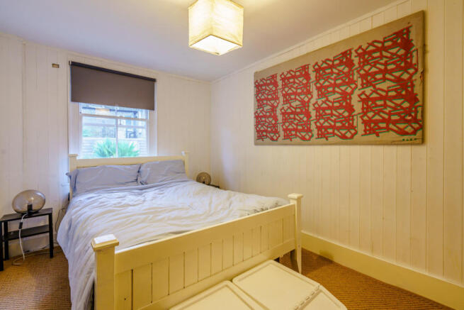 8401212-interior16-800