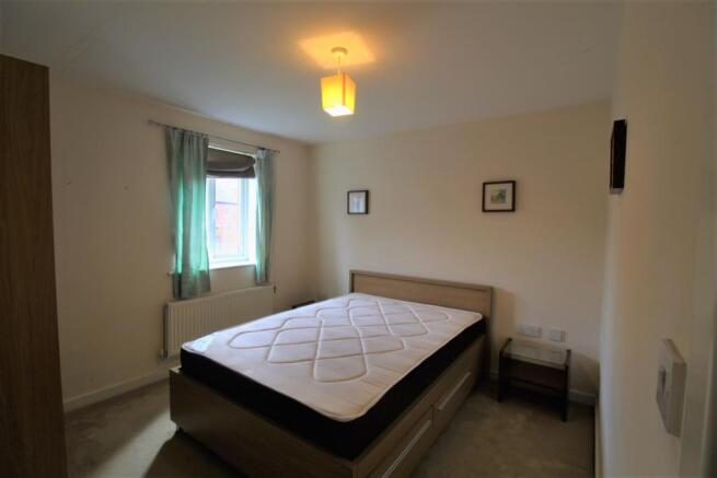 Bedroom 1.JPG