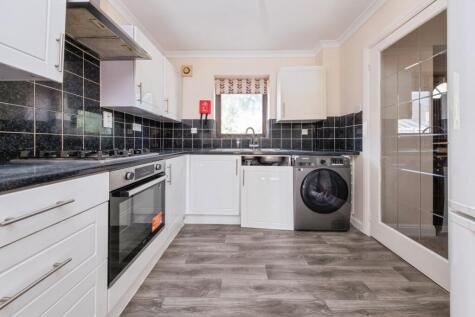 Faraday Drive, Shenley Lodge, Milton Keynes, Buckinghamshire, MK5