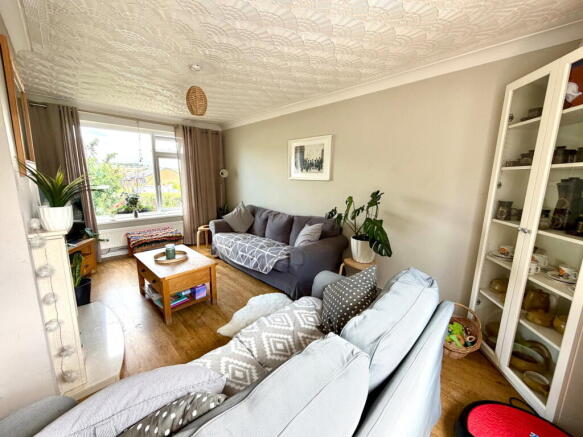 3 bed Town House for sale Image 7