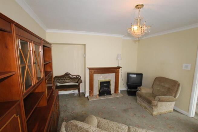 living room 2nd angle.JPG