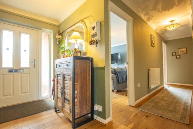Viceroy Close, Dersingham photo 4