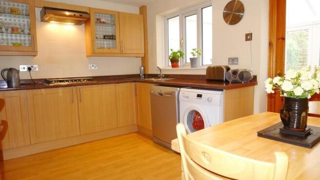 Dining kitchen