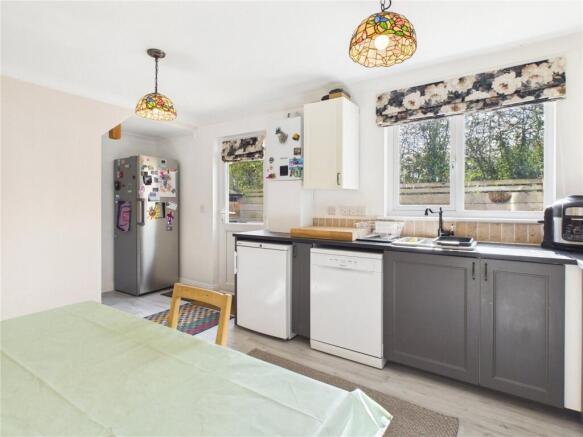 Bassetts Close, Copplestone, Crediton, Devon, EX17 photo 4