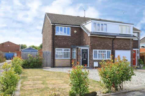 Shawbury Grove, Perton Wolverhampton, Staffordshire, WV6