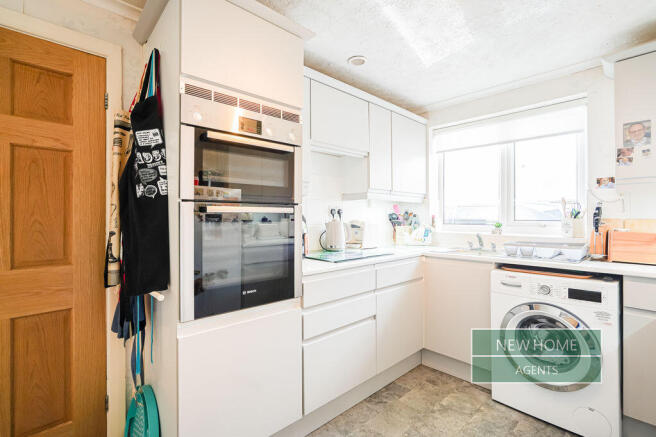 3 bed Detached Bungalow for sale Image 9