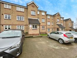 6, Bonchurch Court, Oakhill Road, Purfleet-on-thames RM19 1TN
