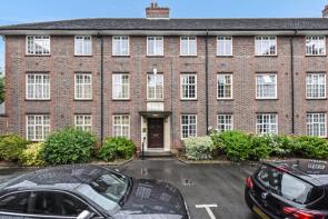 8, Chandos Court, The Green, London N14 7AA