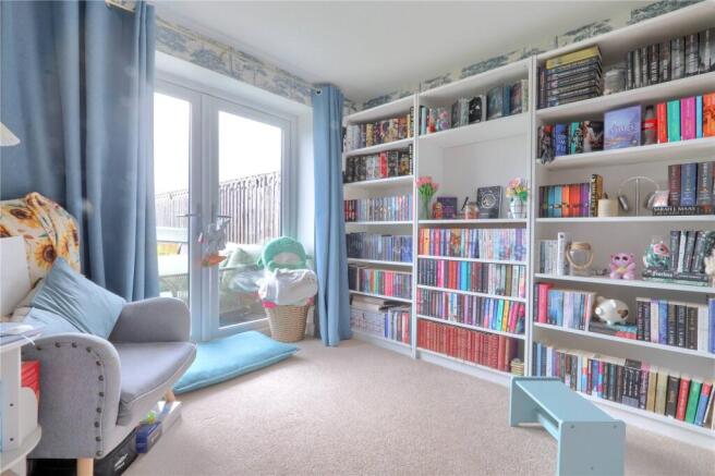 3 bed Semi-Detached for sale Image 4