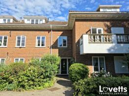 16, Elizabeth Court, North Foreland Road, Broadstairs CT10 1EW
