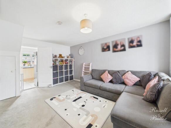 CAM02127G0-PR0311-STILL012