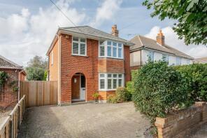 13, Albion Road, Christchurch BH23 2JG