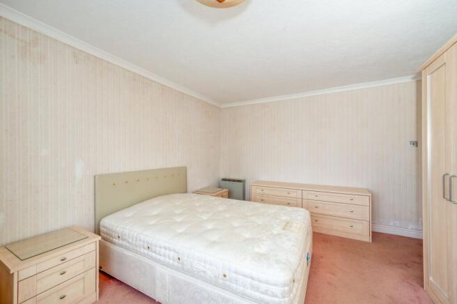 2 bed Bungalow for sale Image 7
