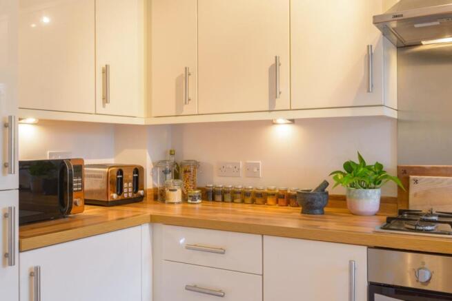 HCTACDER69 - Kitchen C.jpg