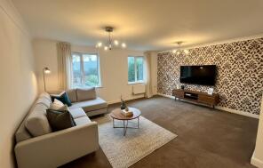 8, Field Park Grange, Gildersome, Leeds LS27 7WQ