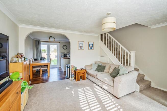 Pentland Close, Eastbourne photo 4