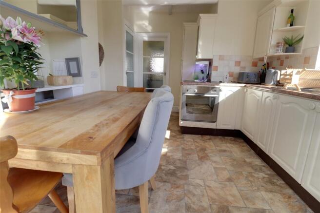 Kitchen/Breakfast Rm